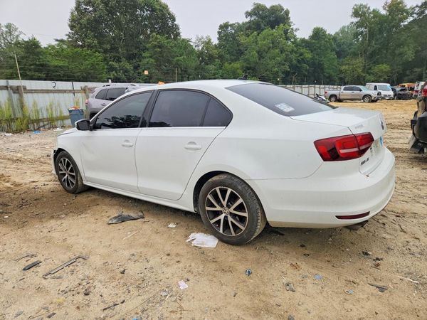 2017 VOLKSWAGEN JETTA SE