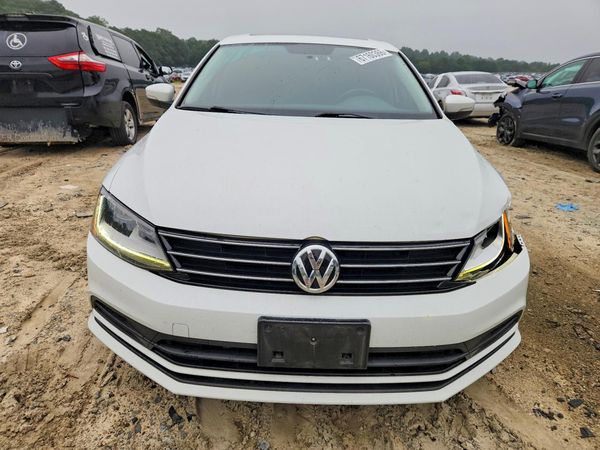 2017 VOLKSWAGEN JETTA SE