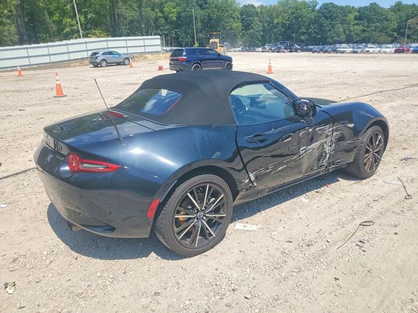 2024 MAZDA MX-5 MIATA