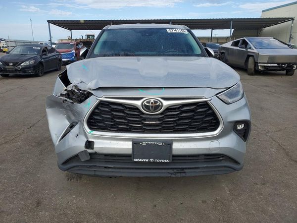 2021 TOYOTA HIGHLANDER