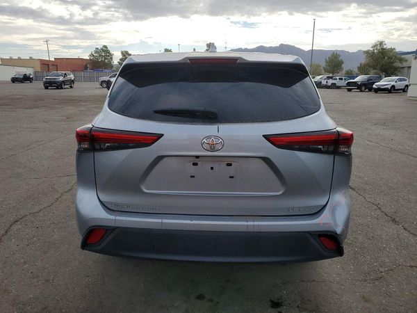 2021 TOYOTA HIGHLANDER