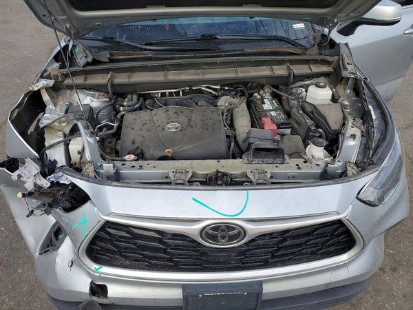 2021 TOYOTA HIGHLANDER