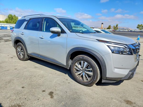 2025 NISSAN PATHFINDER SL