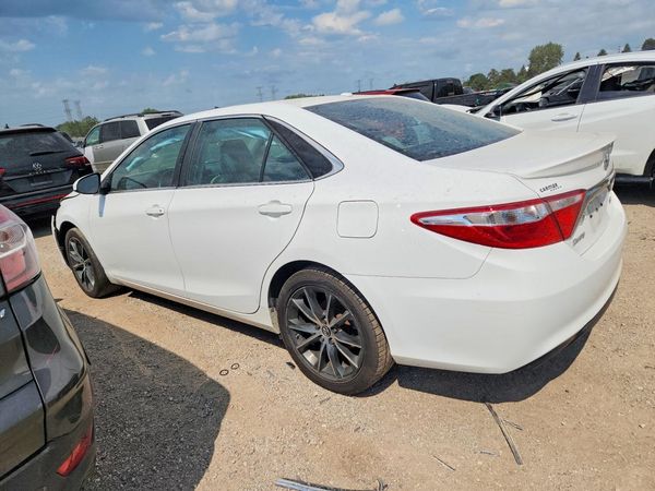 2017 TOYOTA CAMRY
