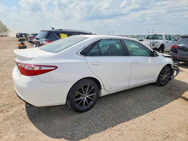 2017 TOYOTA CAMRY