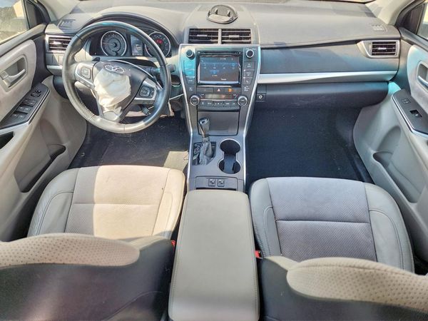2017 TOYOTA CAMRY