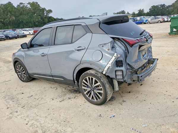 2023 NISSAN KICKS