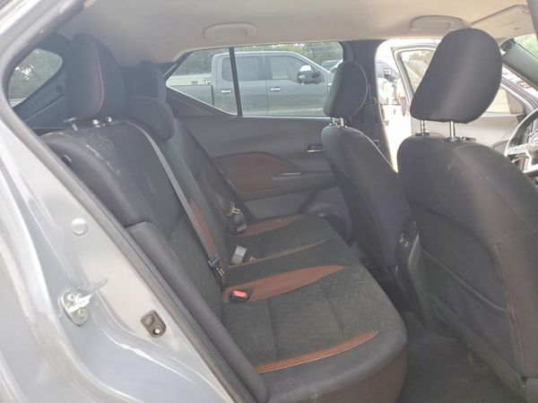 2023 NISSAN KICKS