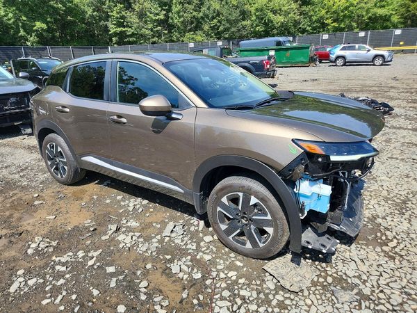 2025 NISSAN KICKS