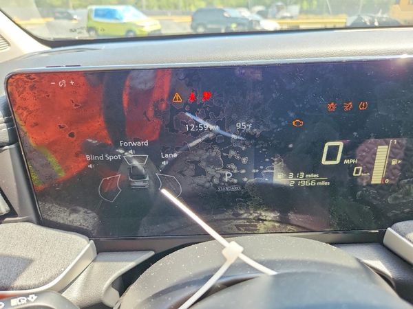 2025 NISSAN KICKS
