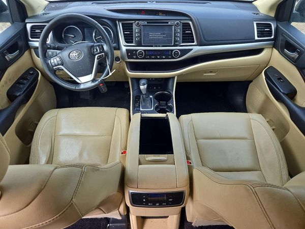 2017 TOYOTA HIGHLANDER SE/XLE