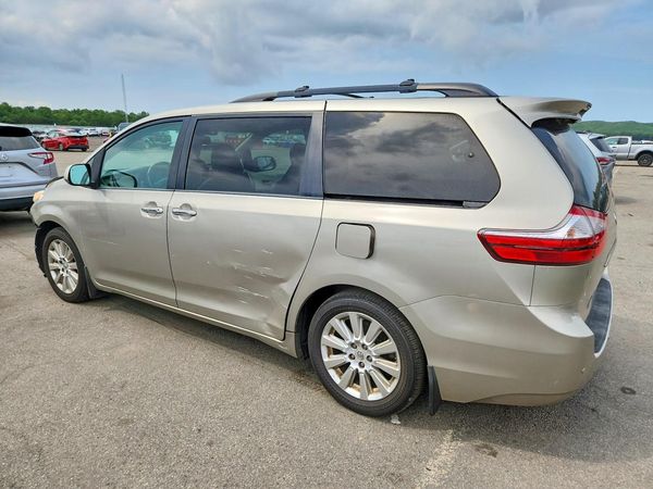 2015 TOYOTA SIENNA