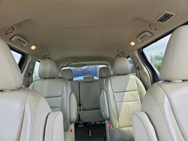 2015 TOYOTA SIENNA
