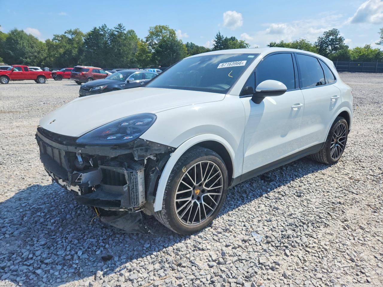 2019 PORSCHE CAYENNE