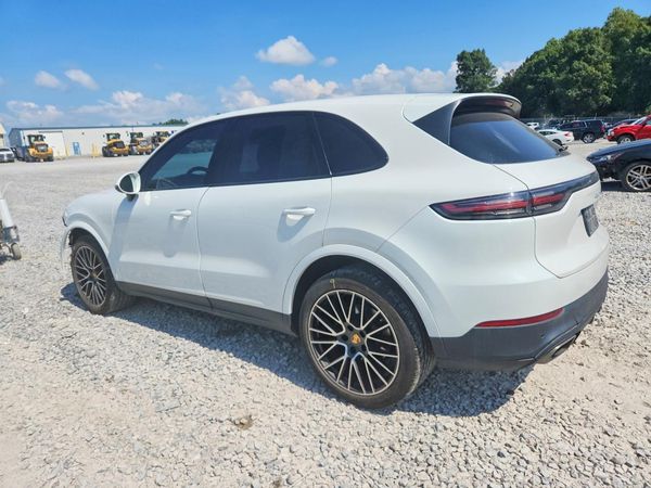 2019 PORSCHE CAYENNE
