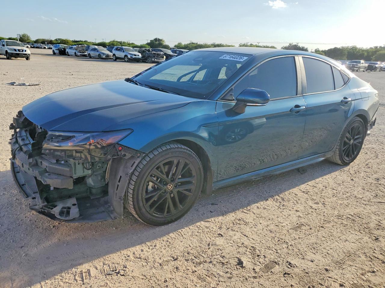 2025 TOYOTA CAMRY