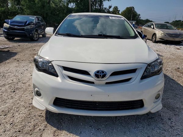 2013 TOYOTA COROLLA