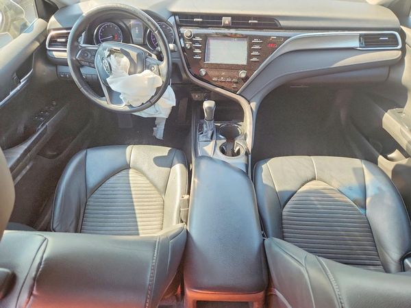 2018 TOYOTA CAMRY