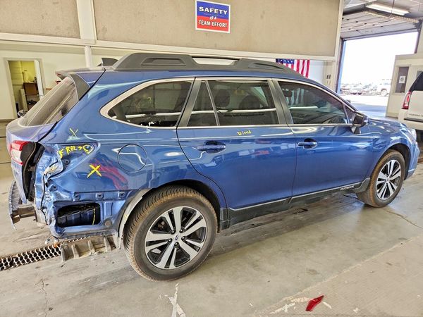 2019 SUBARU OUTBACK Limited+ES