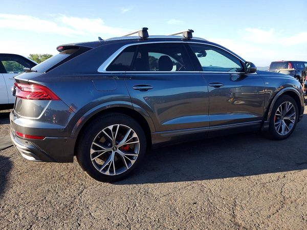 2023 AUDI Q8 S Line quattro Prestige