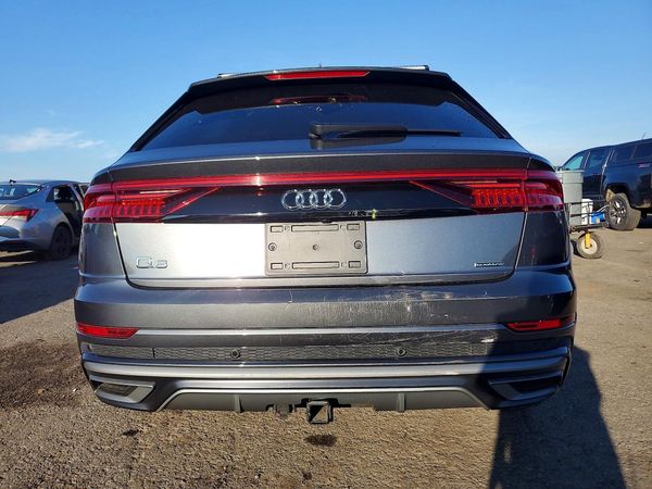 2023 AUDI Q8 S Line quattro Prestige