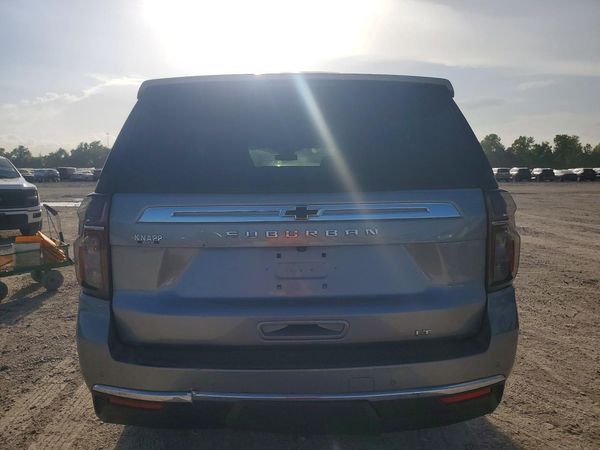 2023 CHEVROLET SUBURBAN LT