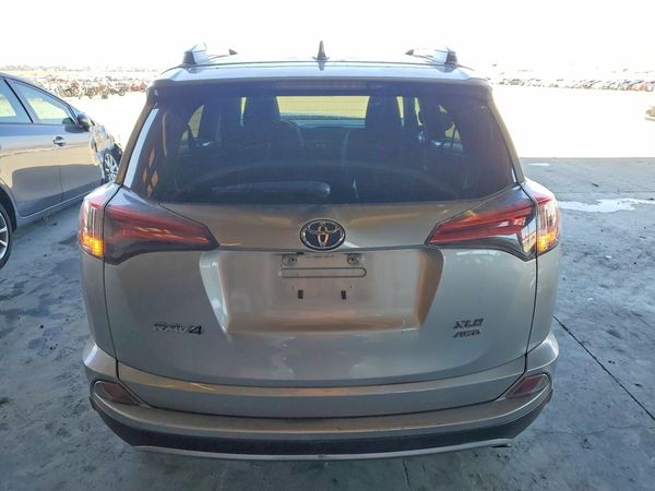 2016 TOYOTA RAV4 XLE (M Grade)