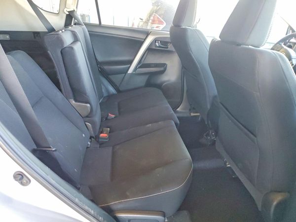 2016 TOYOTA RAV4 XLE (M Grade)