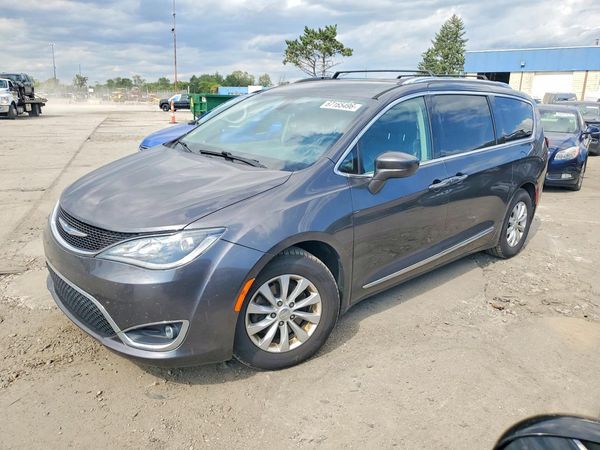 2018 CHRYSLER PACIFICA