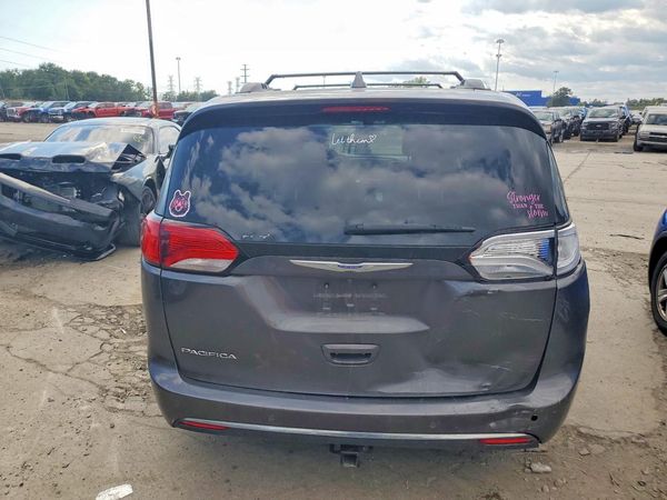 2018 CHRYSLER PACIFICA