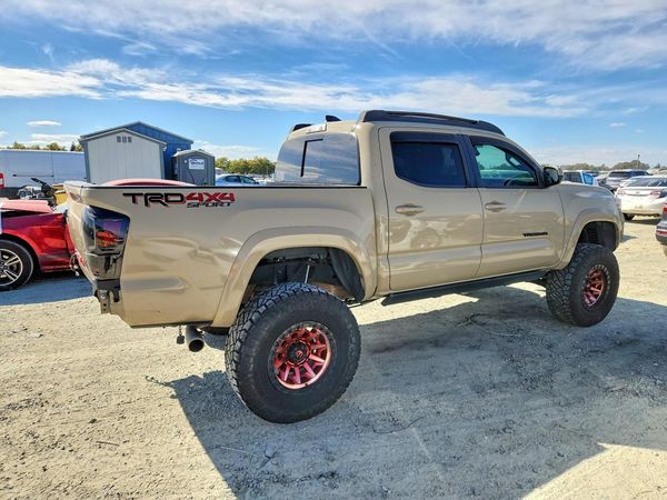 2020 TOYOTA TACOMA SR5