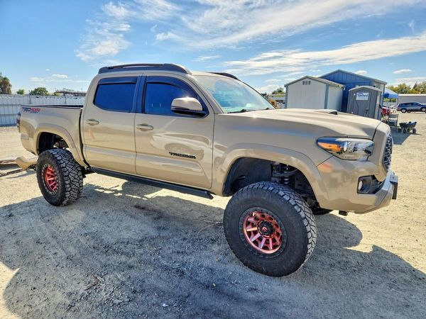 2020 TOYOTA TACOMA SR5
