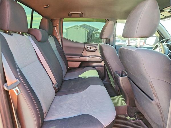 2020 TOYOTA TACOMA SR5