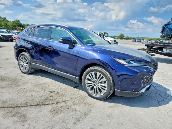 2022 TOYOTA VENZA — Passenger 3/4