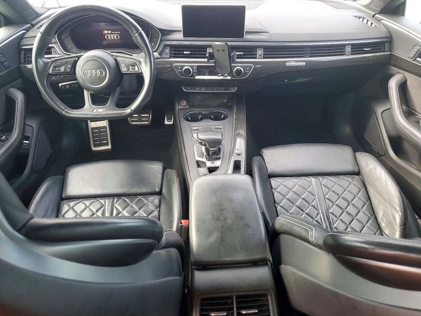 2018 AUDI S5