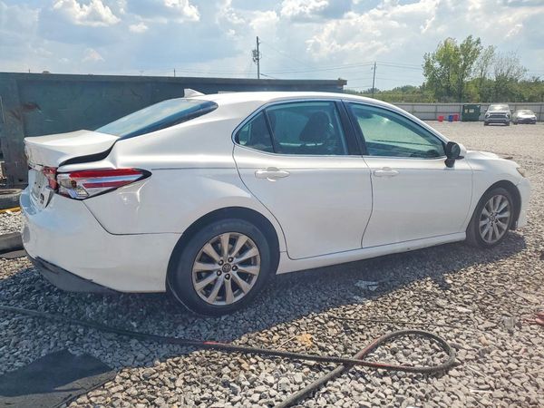 2019 TOYOTA CAMRY