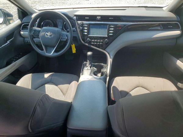 2019 TOYOTA CAMRY