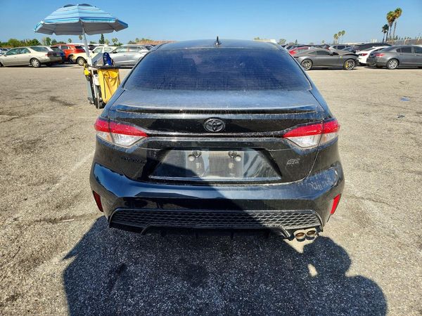 2022 TOYOTA COROLLA