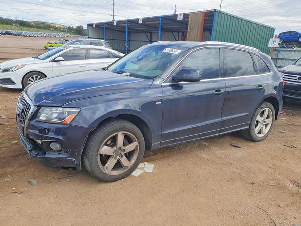 2012 AUDI Q5 Premium Plus — Front 3/4