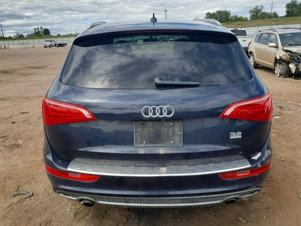2012 AUDI Q5 Premium Plus — DIRR