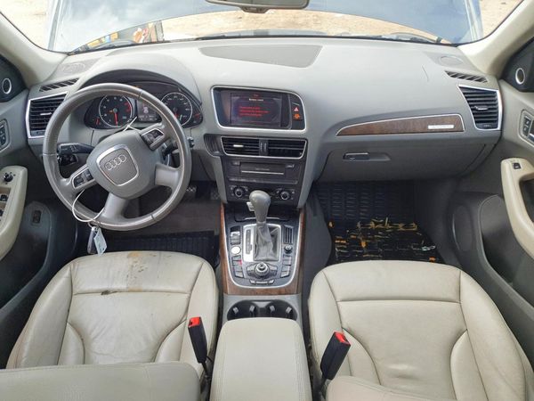2012 AUDI Q5 Premium Plus — CKPT