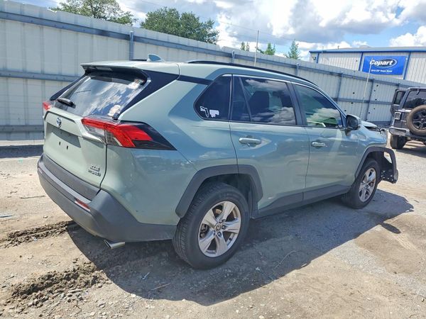 2021 TOYOTA RAV4 XLE HV