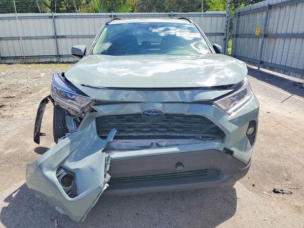 2021 TOYOTA RAV4 XLE HV