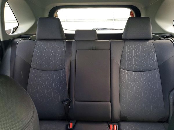 2021 TOYOTA RAV4 XLE HV