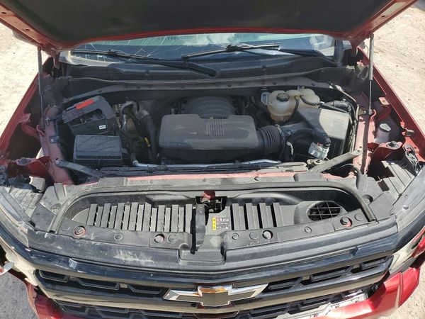 2024 CHEVROLET SILVERADO Trail Boss - LT — Engine bay