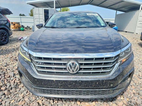 2020 VOLKSWAGEN PASSAT