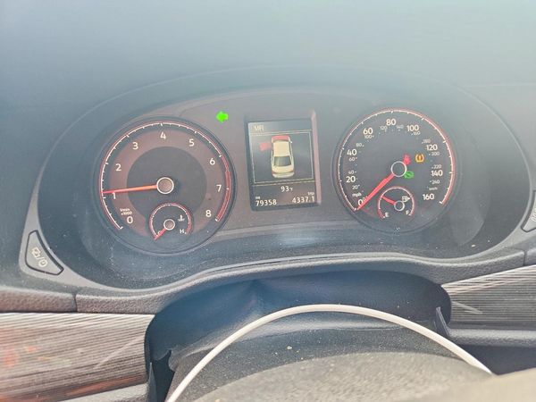 2020 VOLKSWAGEN PASSAT