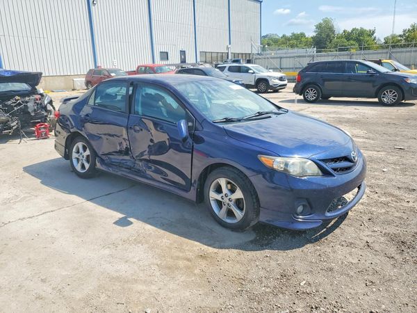 2012 TOYOTA COROLLA