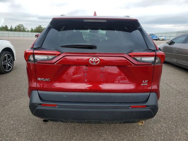 2020 TOYOTA RAV4 LE