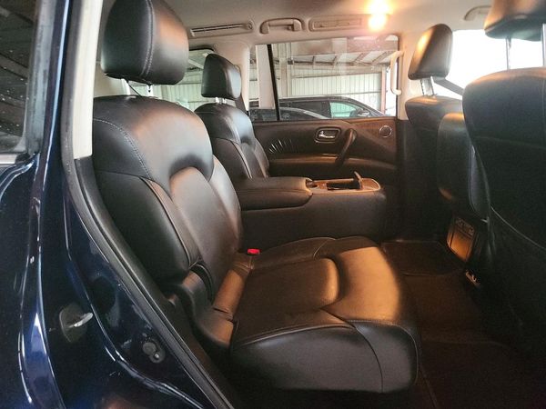 2017 INFINITI QX80